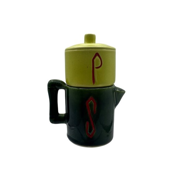 Vintage MCM Ceramic Mini Creamer and Sugar Bowl Salt & Pepper Shakers Retro - Picture 3 of 6